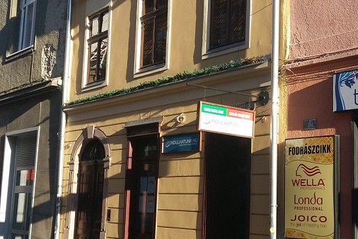 Győr, Kisfaludy u. 18