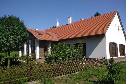 Kerékteleki, Kúria