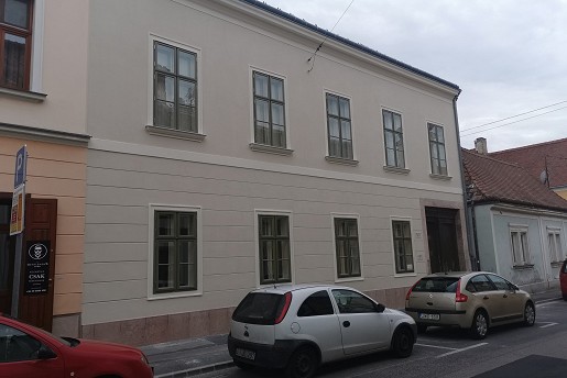 Győr, Apáca u. 36