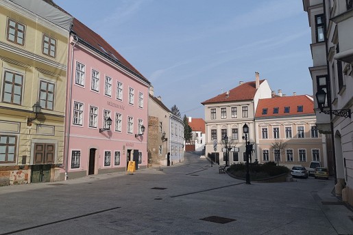 Győr, Bécsi kapu tér Múzeumház